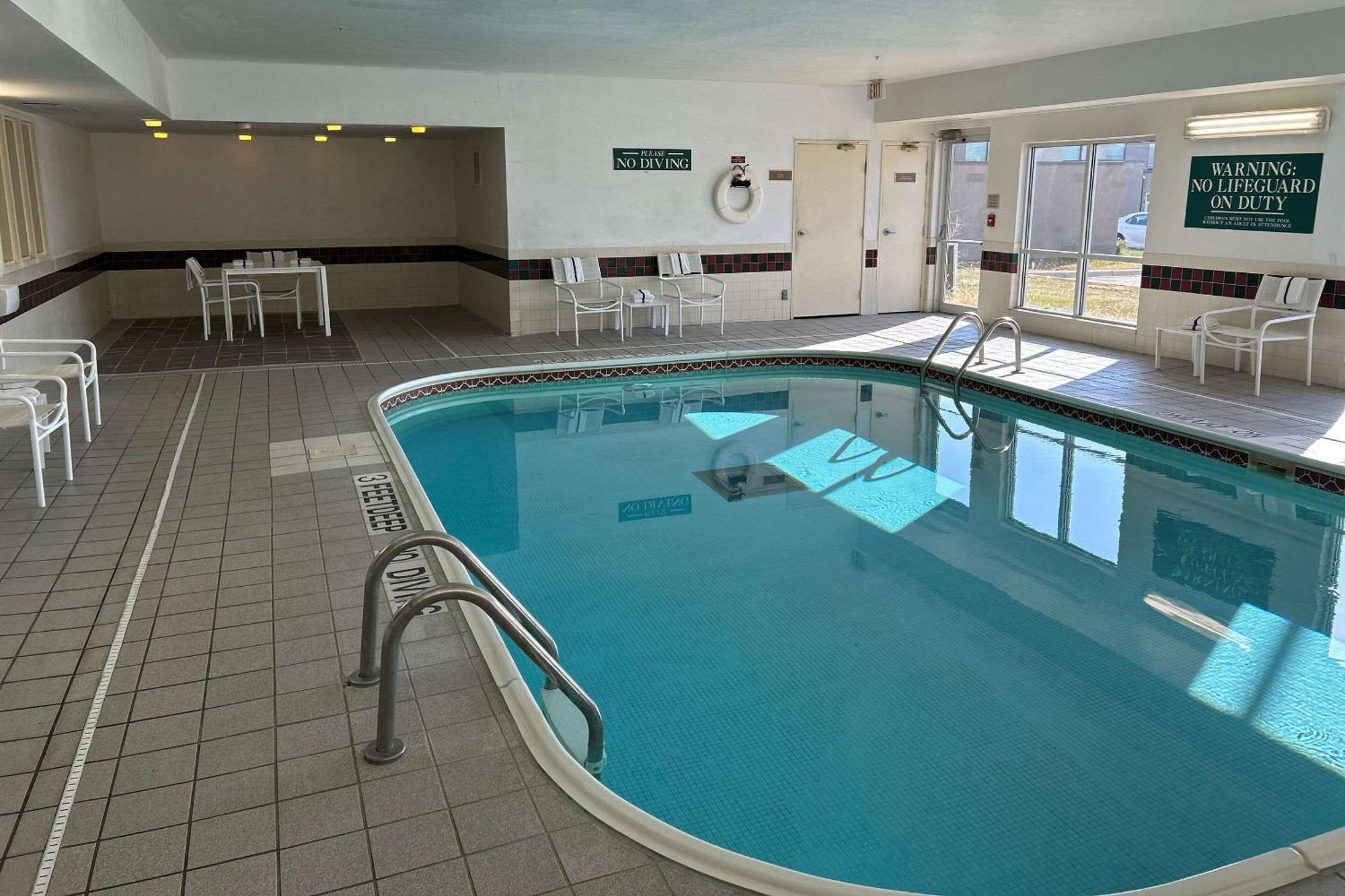 Country Inn & Suites By Radisson, Owatonna, Mn Экстерьер фото